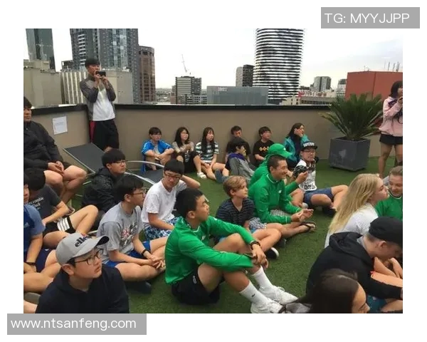 广州足球明星球童的成长故事与梦想追逐之旅