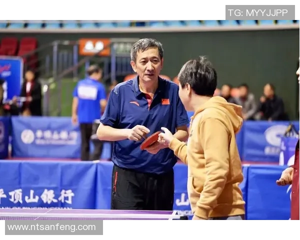 张敏专访：从乒乓球新星到传奇人物的辉煌历程回顾